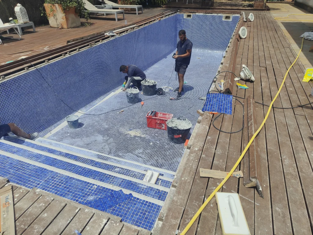 reparacion de piscina con gresite nuevo cataluña reparacion de piscina con gresite nuevo cataluña
