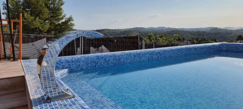 diseño de piscinas elevadas en Cataluña