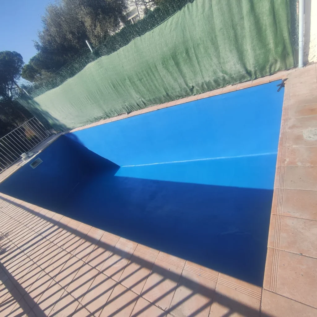 cambio de suelo exterior y piscina en cataluña